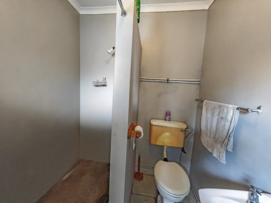 5 Bedroom Property for Sale in Heuwelsig Free State
